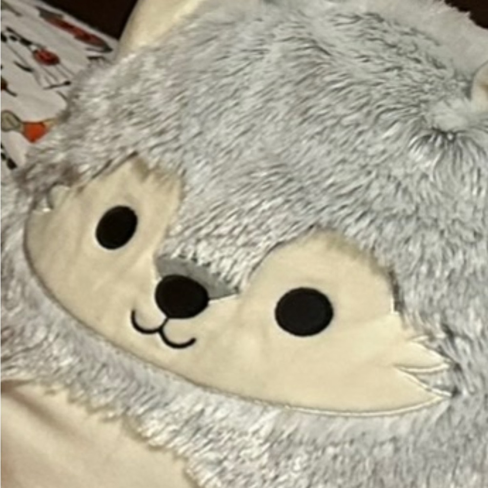 Mid size squishmallow fuzzamallow wolf bnwot